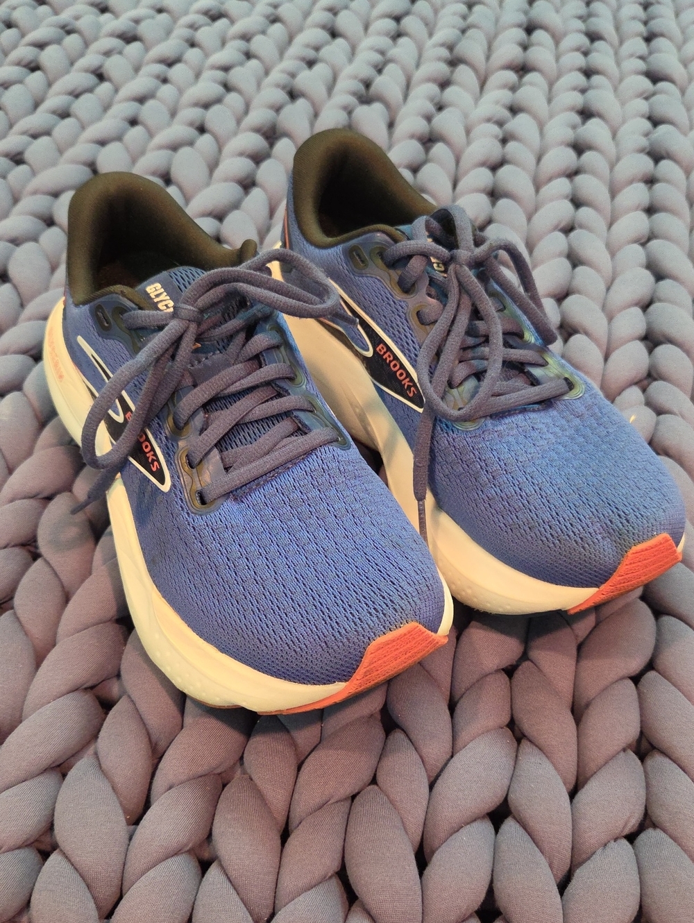 Brooks Glycerin 21 Women's Blue Running Shoes with Coral Accents